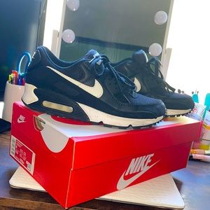 Nike Air Max 90s Women’s in Black